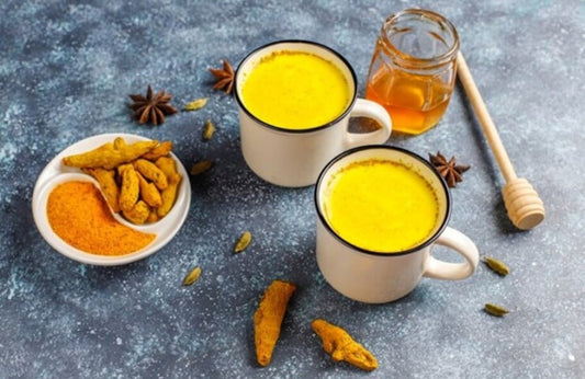 Altın Süt (Golden Milk) Nedir? Nasıl Yapılır ve Özellikleri Nelerdir?