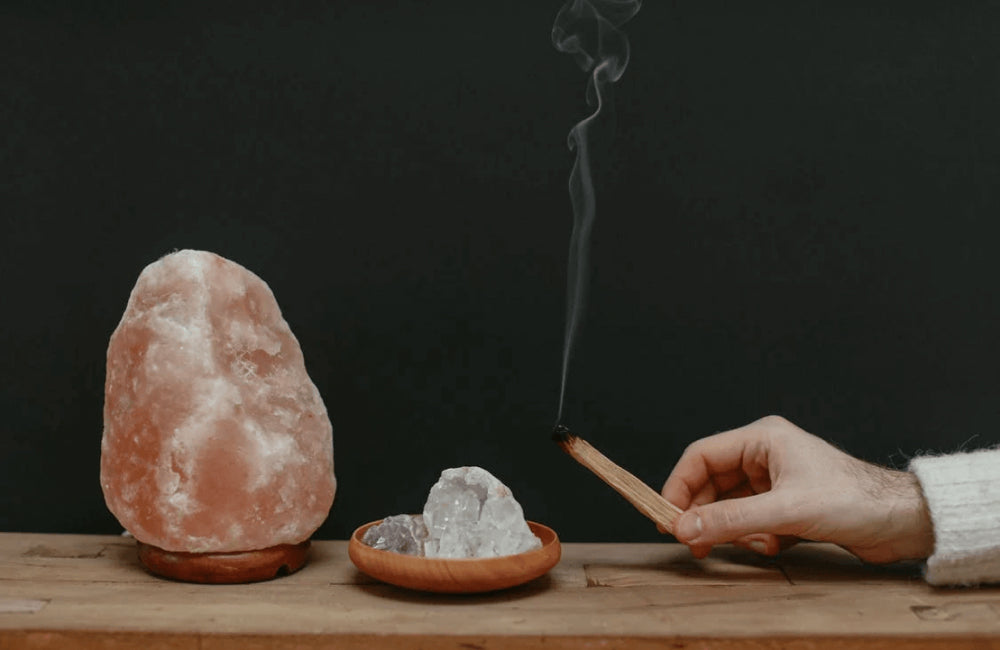 Palo Santo Tütsüsü Nedir, Nasıl Yakılır?