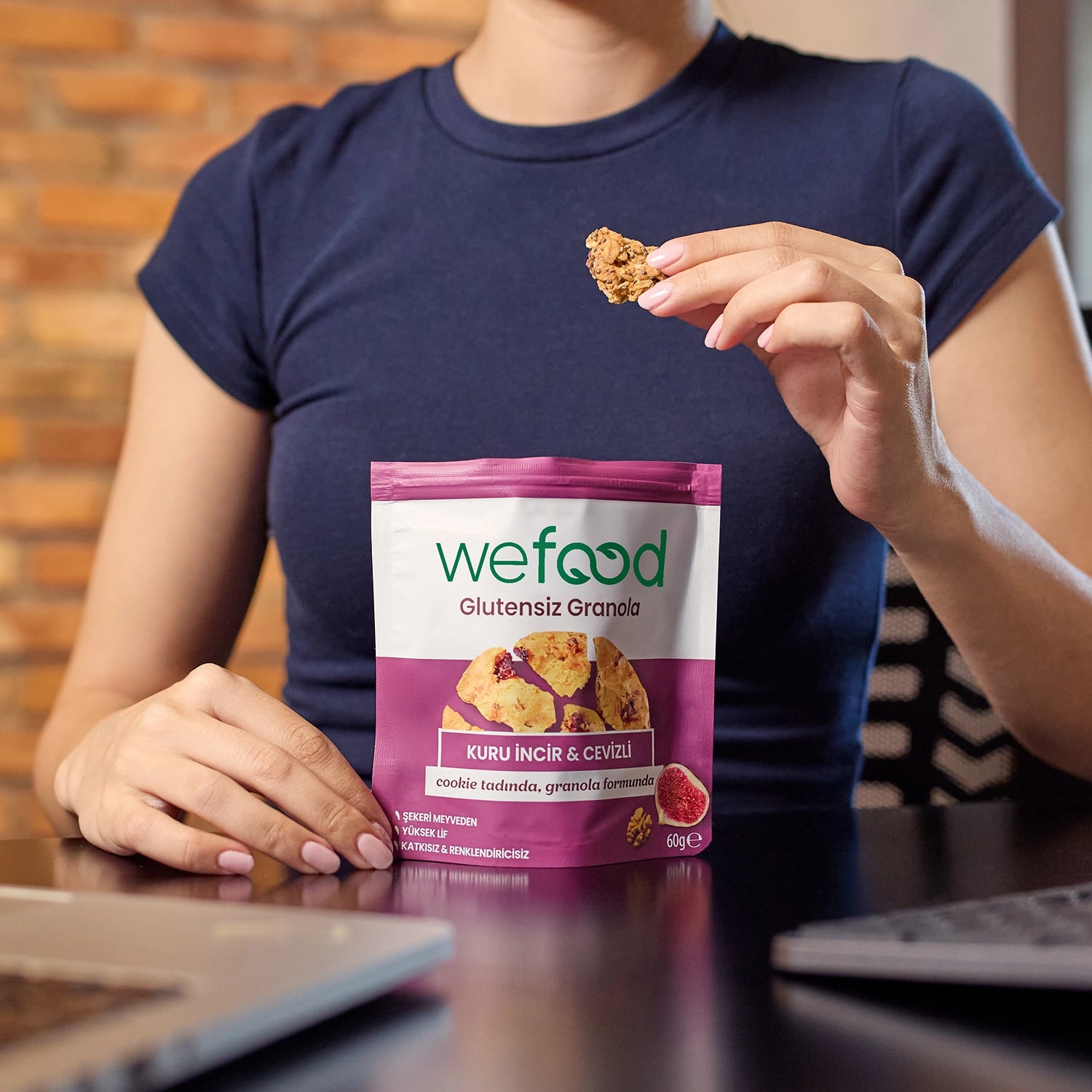 Wefood Glutensiz Granola Bites Kuru İncir & Cevizli 60 gr